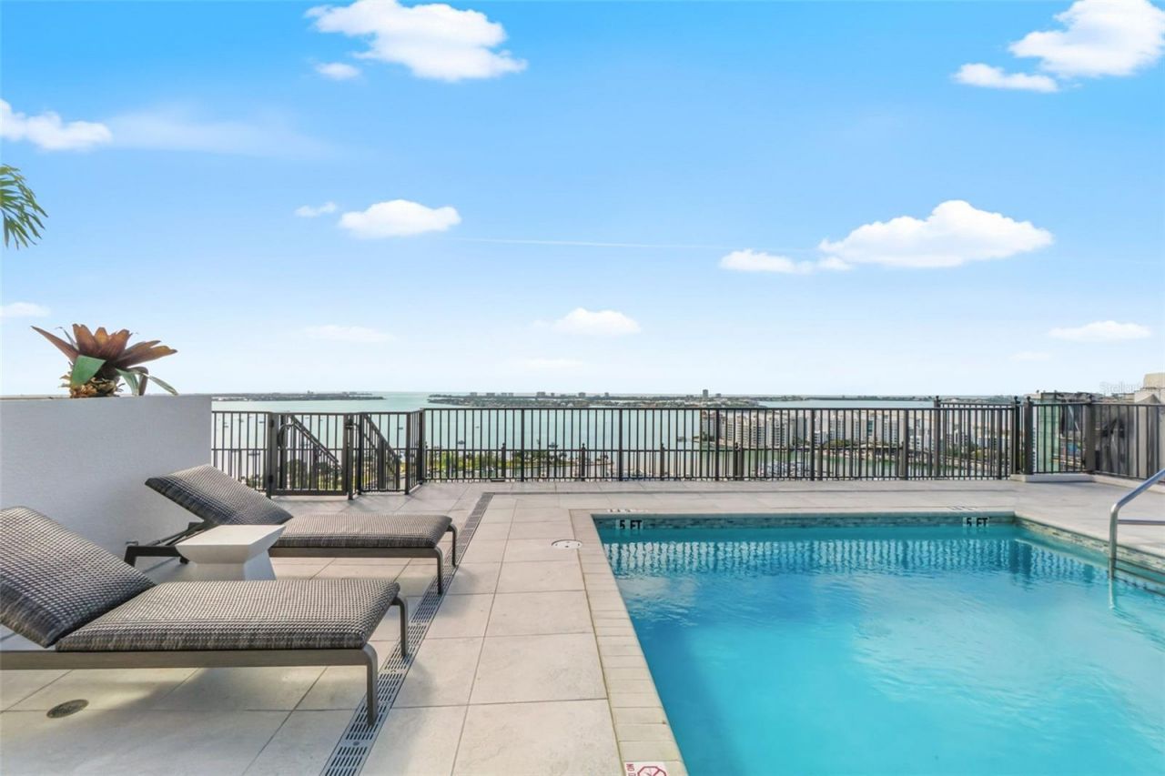 33 S Palm Avenue, Unit 1701, Sarasota, FL 34236 Photo