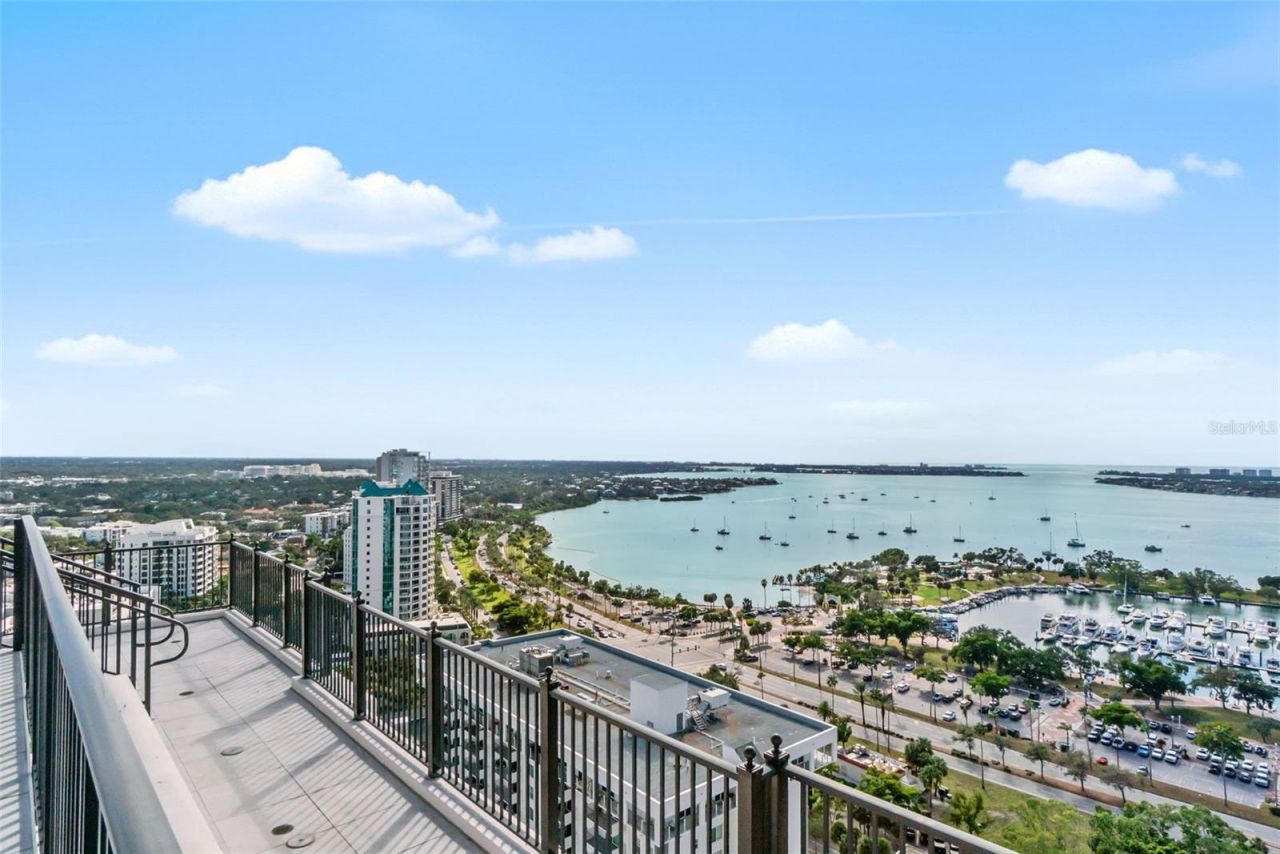 33 S Palm Avenue, Unit 1701, Sarasota, FL 34236 Photo