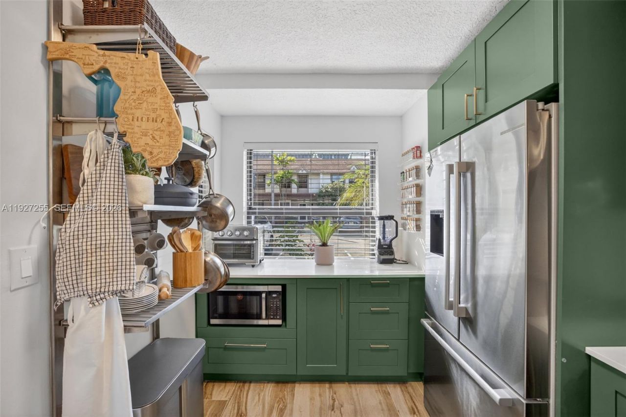 237 City View Dr, Unit 237, Fort Lauderdale, FL 33311 Photo