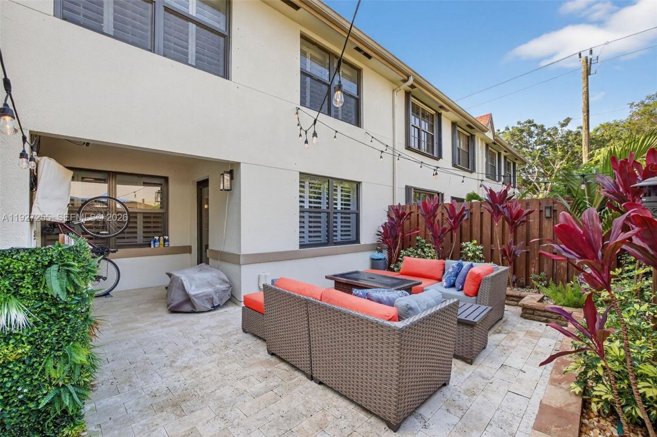 237 City View Dr, Unit 237, Fort Lauderdale, FL 33311 Photo