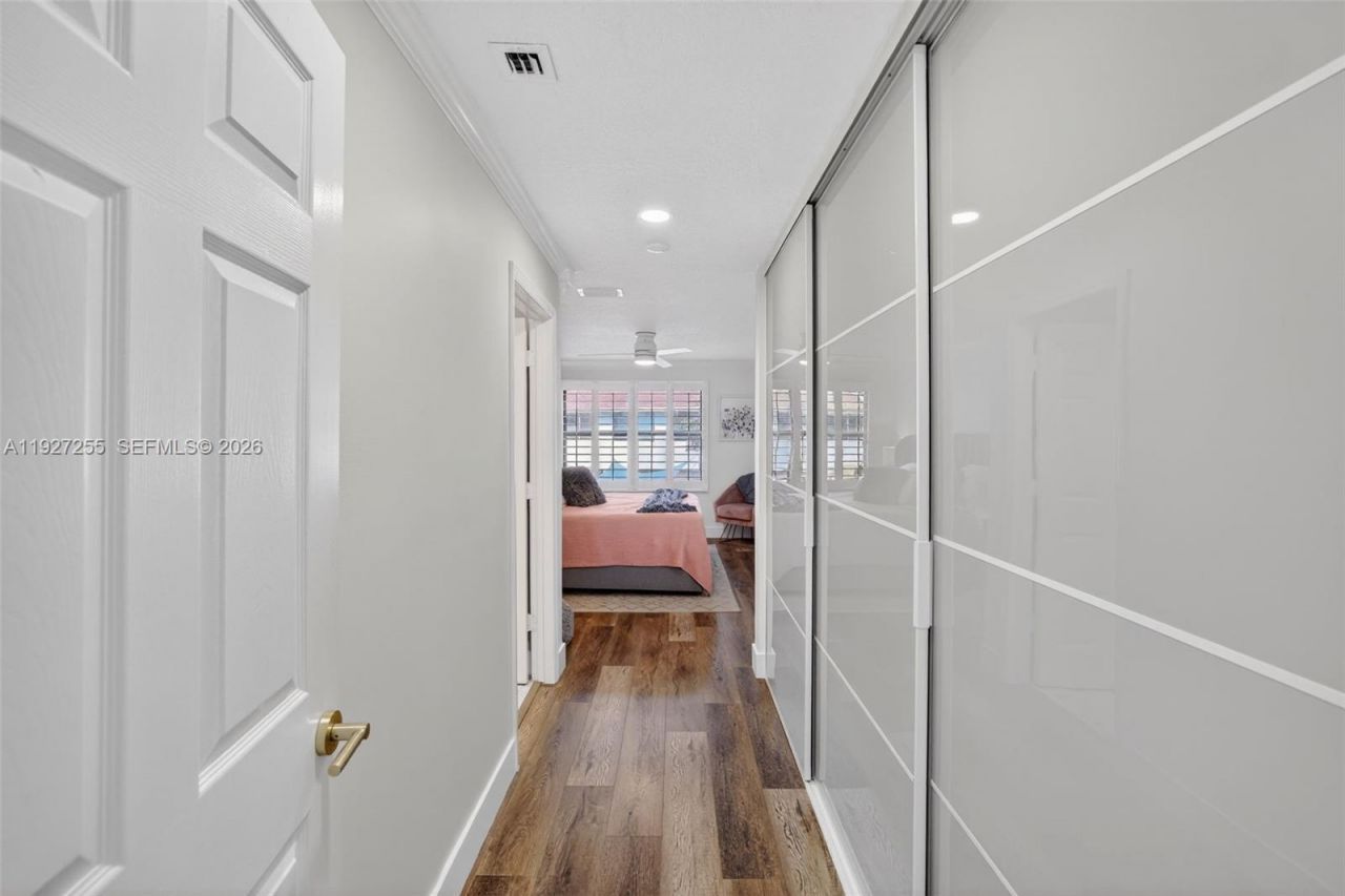 237 City View Dr, Unit 237, Fort Lauderdale, FL 33311 Photo