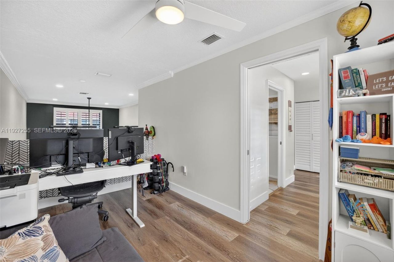 237 City View Dr, Unit 237, Fort Lauderdale, FL 33311 Photo