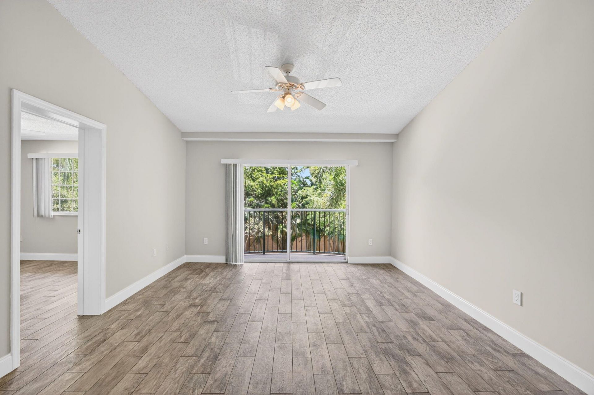 2119 SE 10th Avenue, Unit 910, Fort Lauderdale, FL 33316 Photo