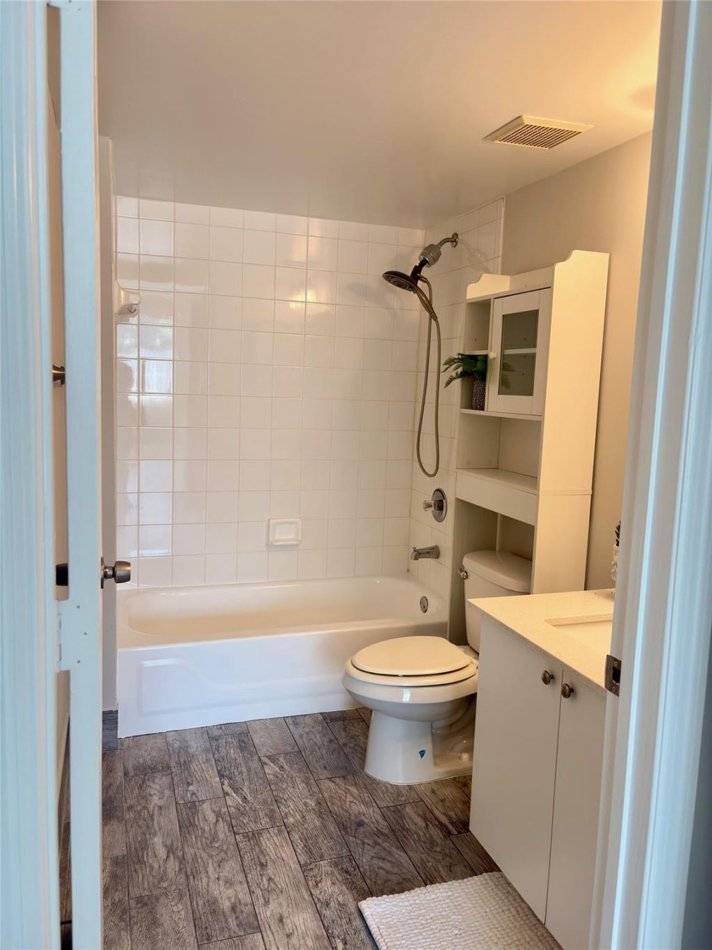 2119 SE 10th Avenue, Unit 910, Fort Lauderdale, FL 33316 Photo