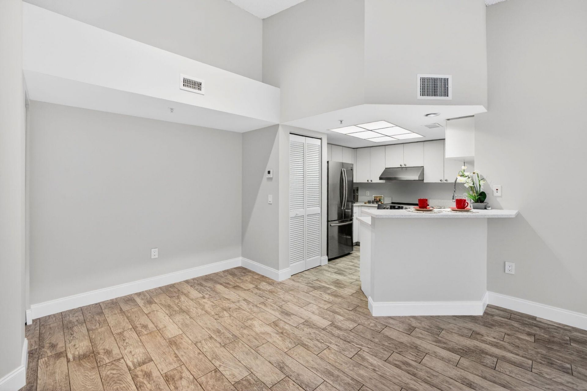 2119 SE 10th Avenue, Unit 910, Fort Lauderdale, FL 33316 Photo