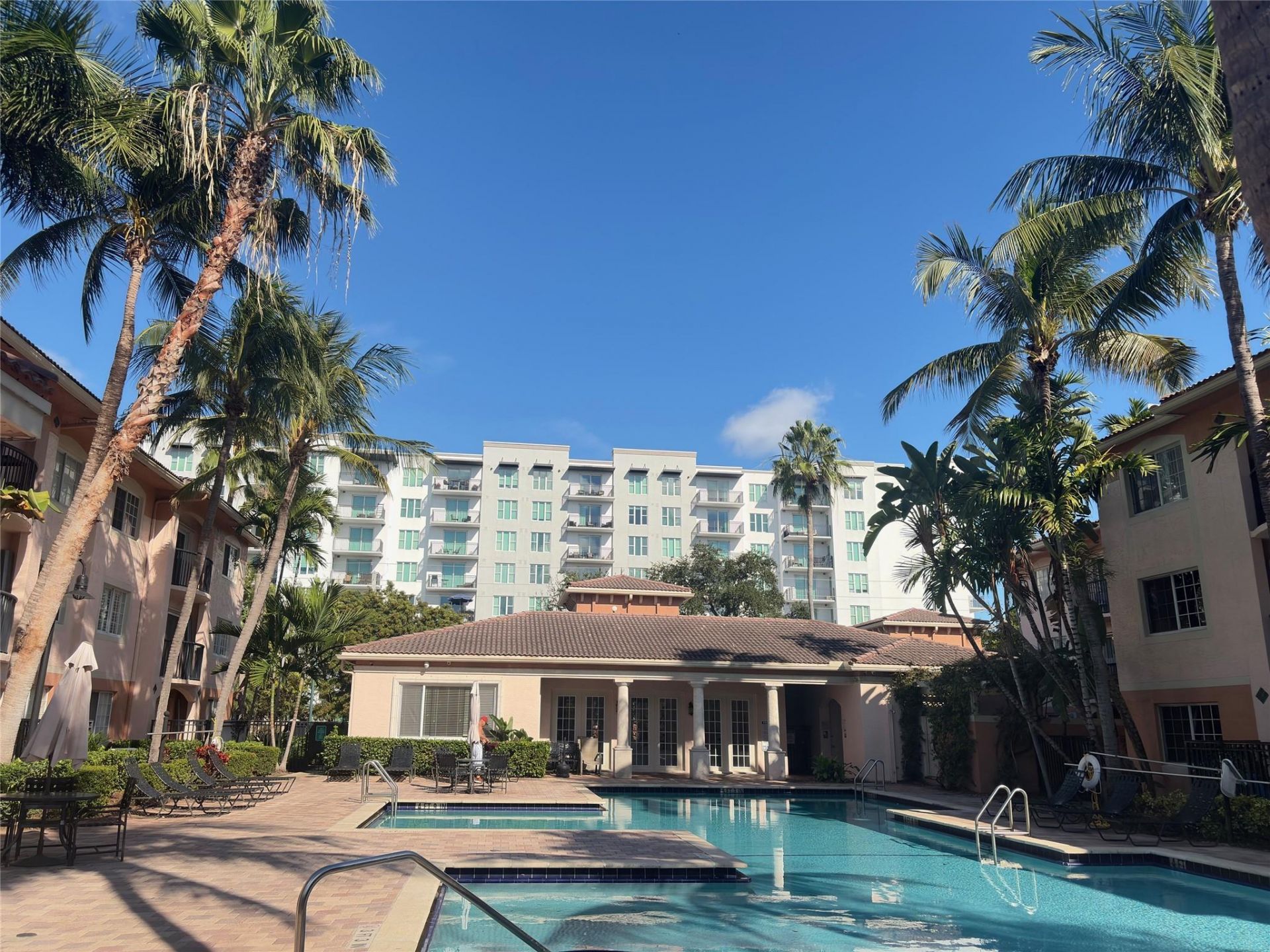 2119 SE 10th Avenue, Unit 910, Fort Lauderdale, FL 33316 Photo