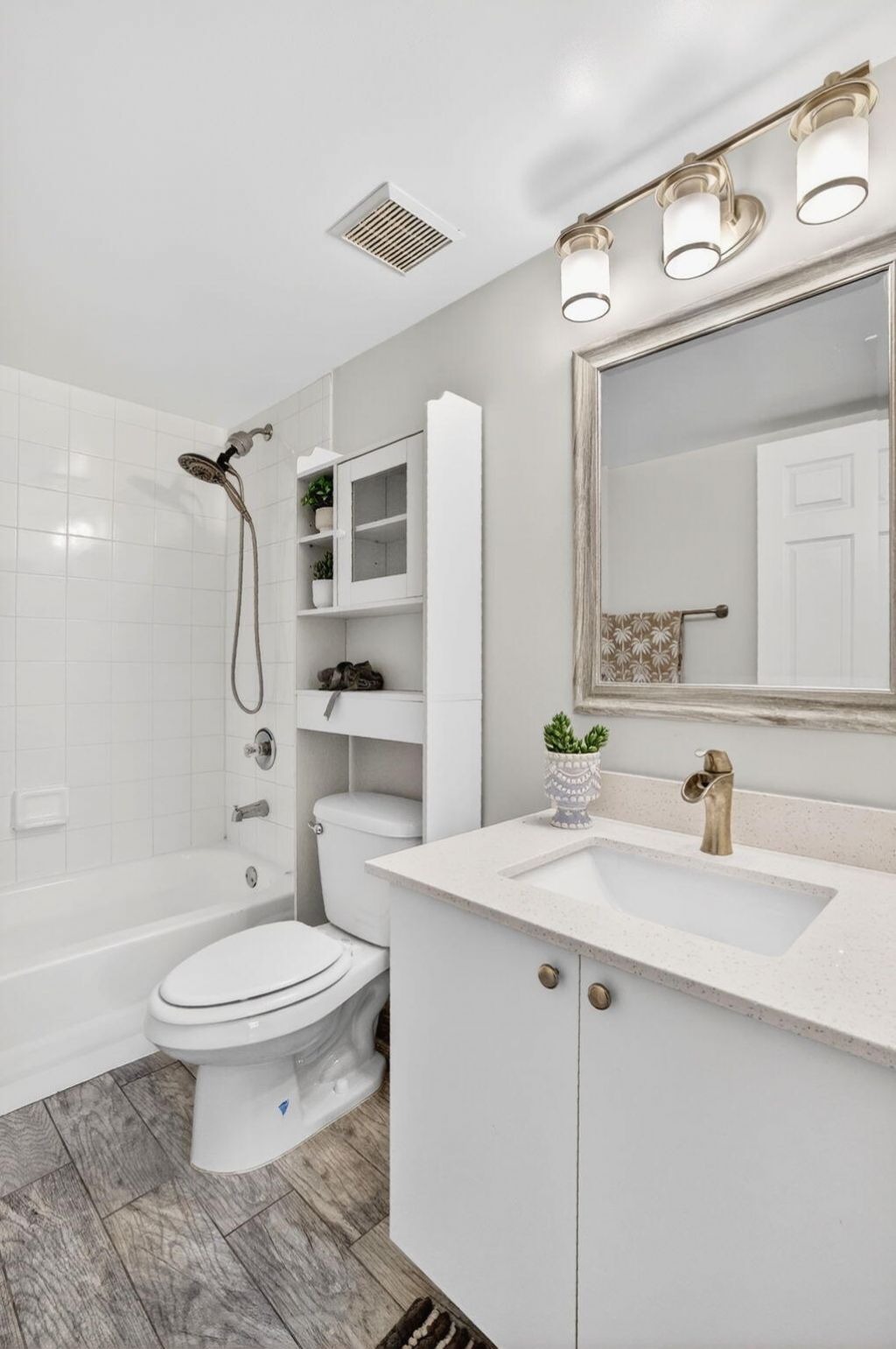 2119 SE 10th Avenue, Unit 910, Fort Lauderdale, FL 33316 Photo