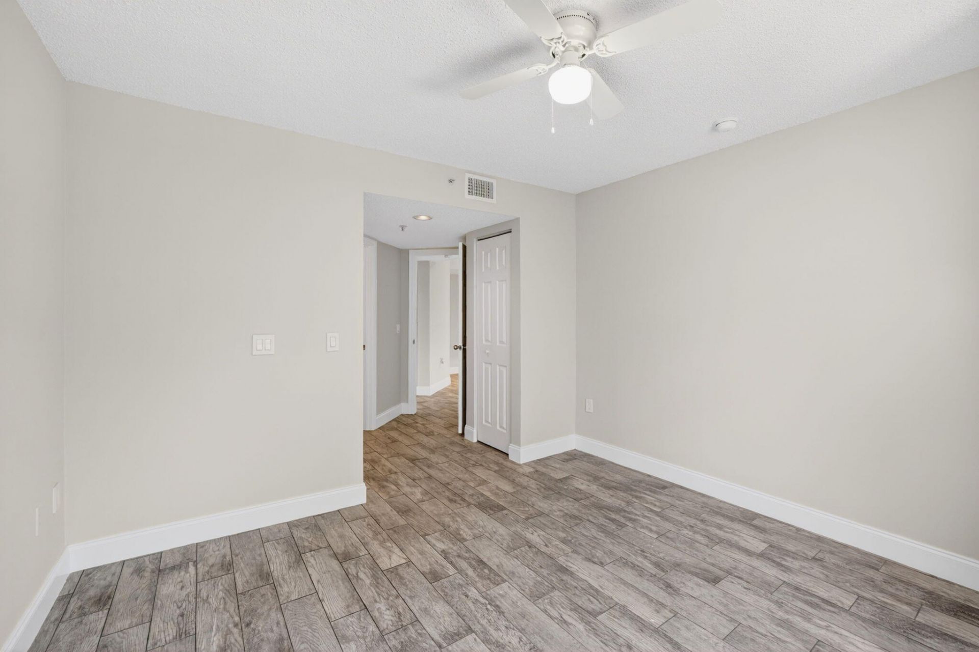 2119 SE 10th Avenue, Unit 910, Fort Lauderdale, FL 33316 Photo