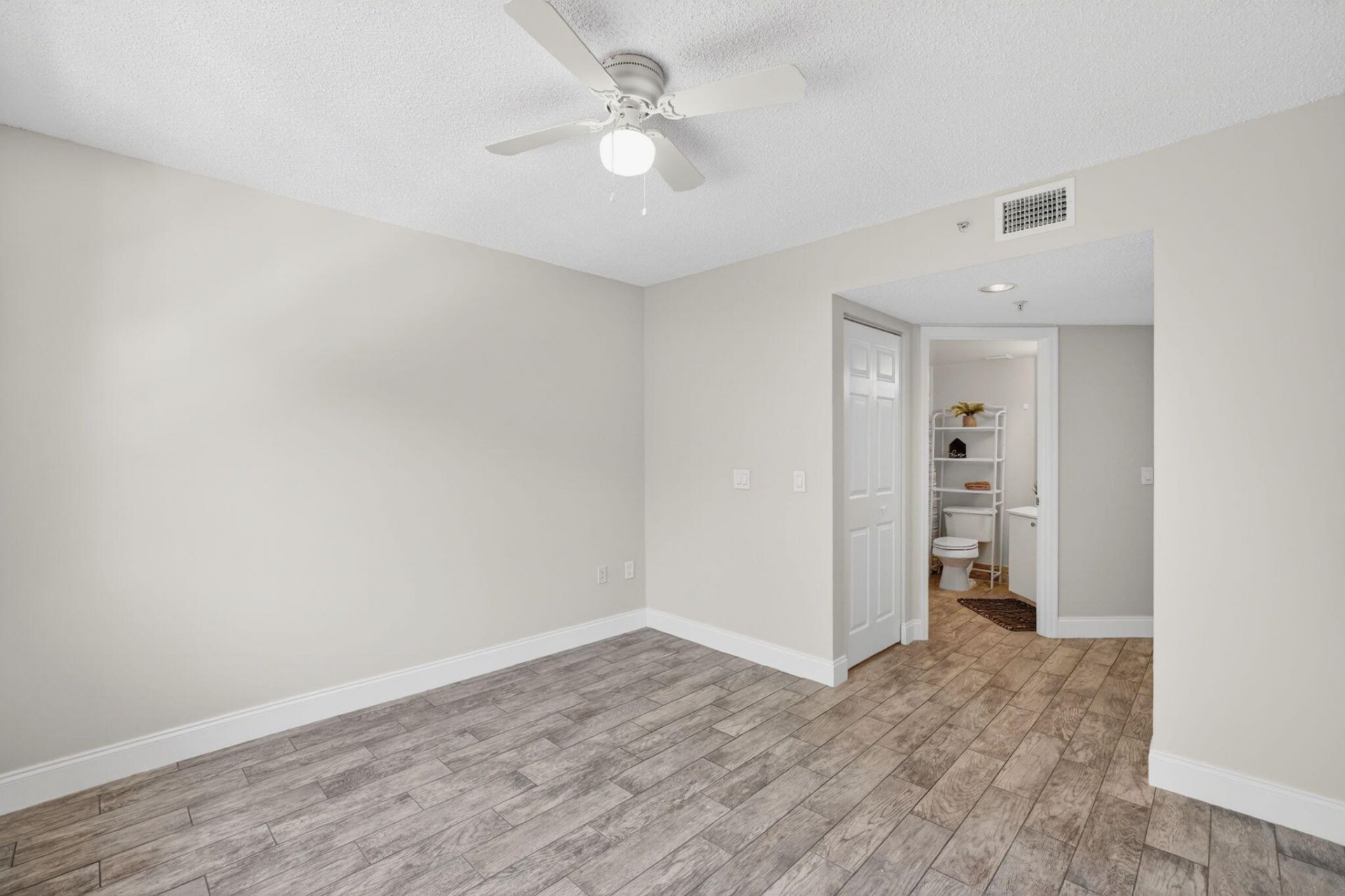 2119 SE 10th Avenue, Unit 910, Fort Lauderdale, FL 33316 Photo