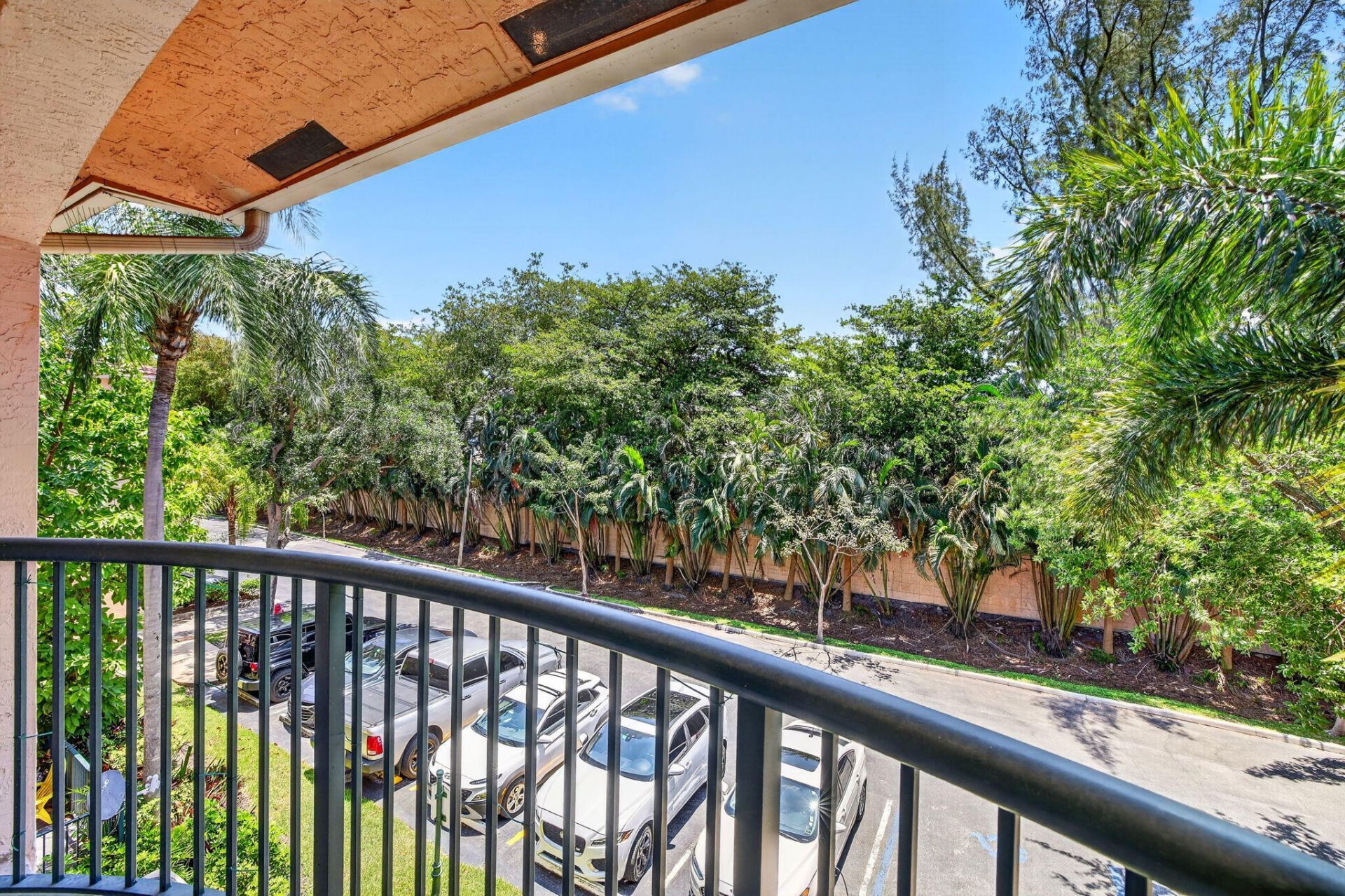 2119 SE 10th Avenue, Unit 910, Fort Lauderdale, FL 33316 Photo