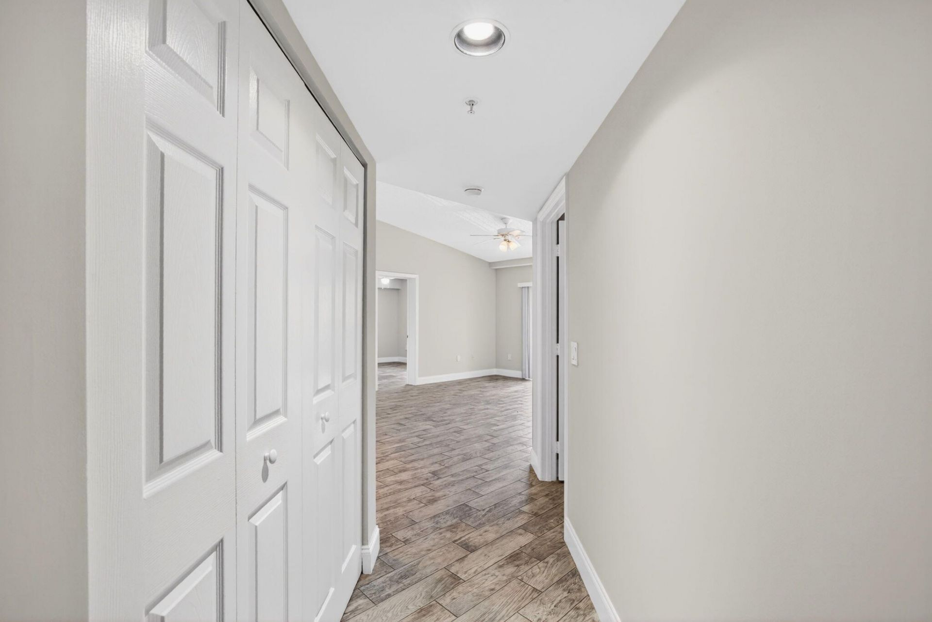 2119 SE 10th Avenue, Unit 910, Fort Lauderdale, FL 33316 Photo