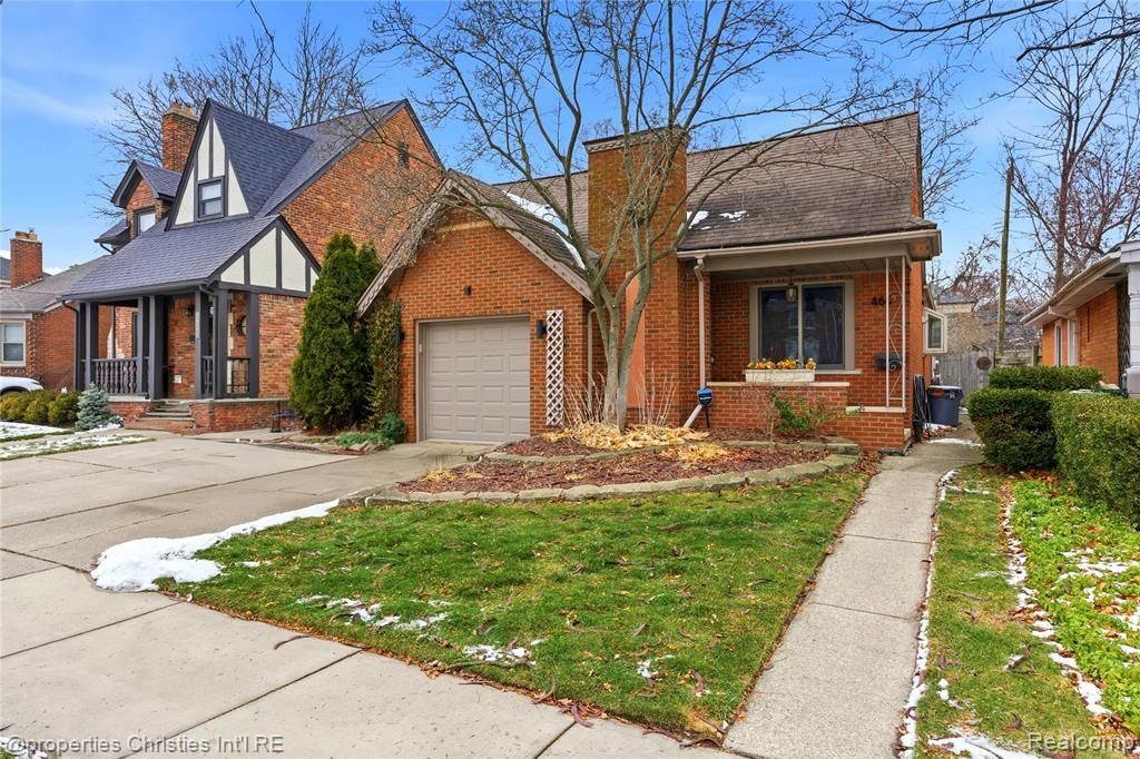 466 Touraine Road, Grosse Pointe Farms, MI 48236 Main Photo