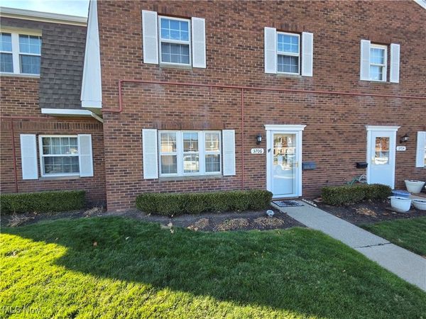 3706 Addington Court, Fairview Park, OH 44126