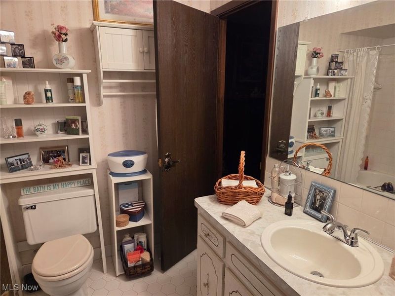 3706 Addington Court, Fairview Park, OH 44126 Photo 22