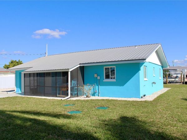 2744 SANDERLING COURT, ST JAMES CITY, FL 33956