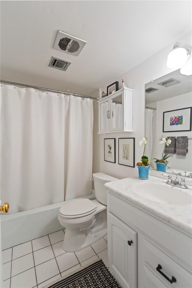 3711 Almeria Avenue, Unit 3N, Sarasota, FL 34239 Photo