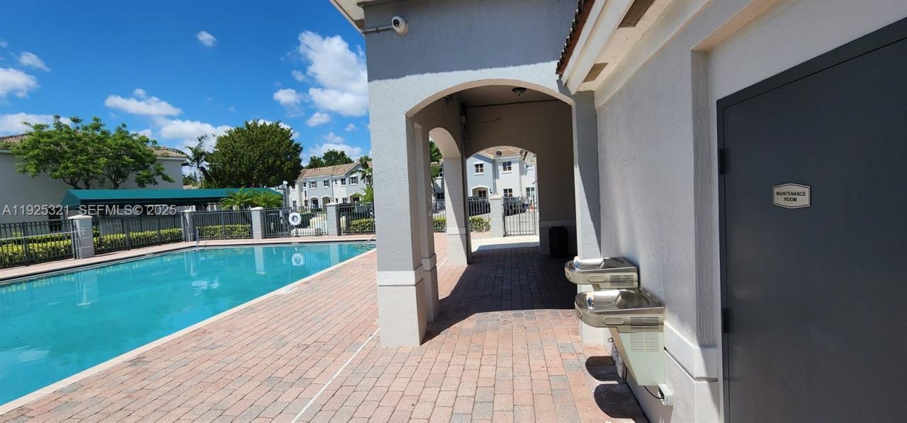 2940 SE 15th Ter, Unit 2940, Homestead, FL 33035 Photo