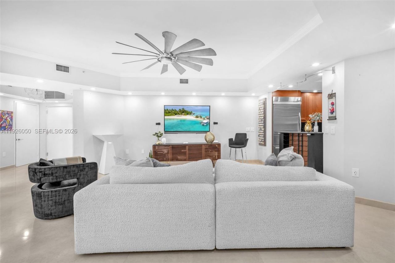 333 Las Olas Way, Unit 405, Fort Lauderdale, FL 33301 Photo