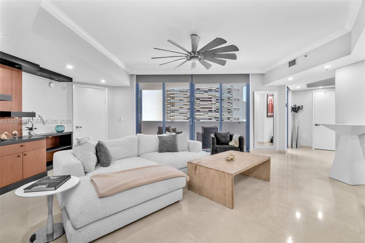 333 Las Olas Way, Unit 405, Fort Lauderdale, FL 33301 Photo