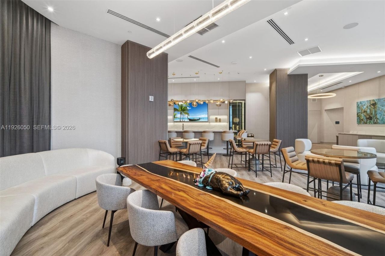 333 Las Olas Way, Unit 405, Fort Lauderdale, FL 33301 Photo