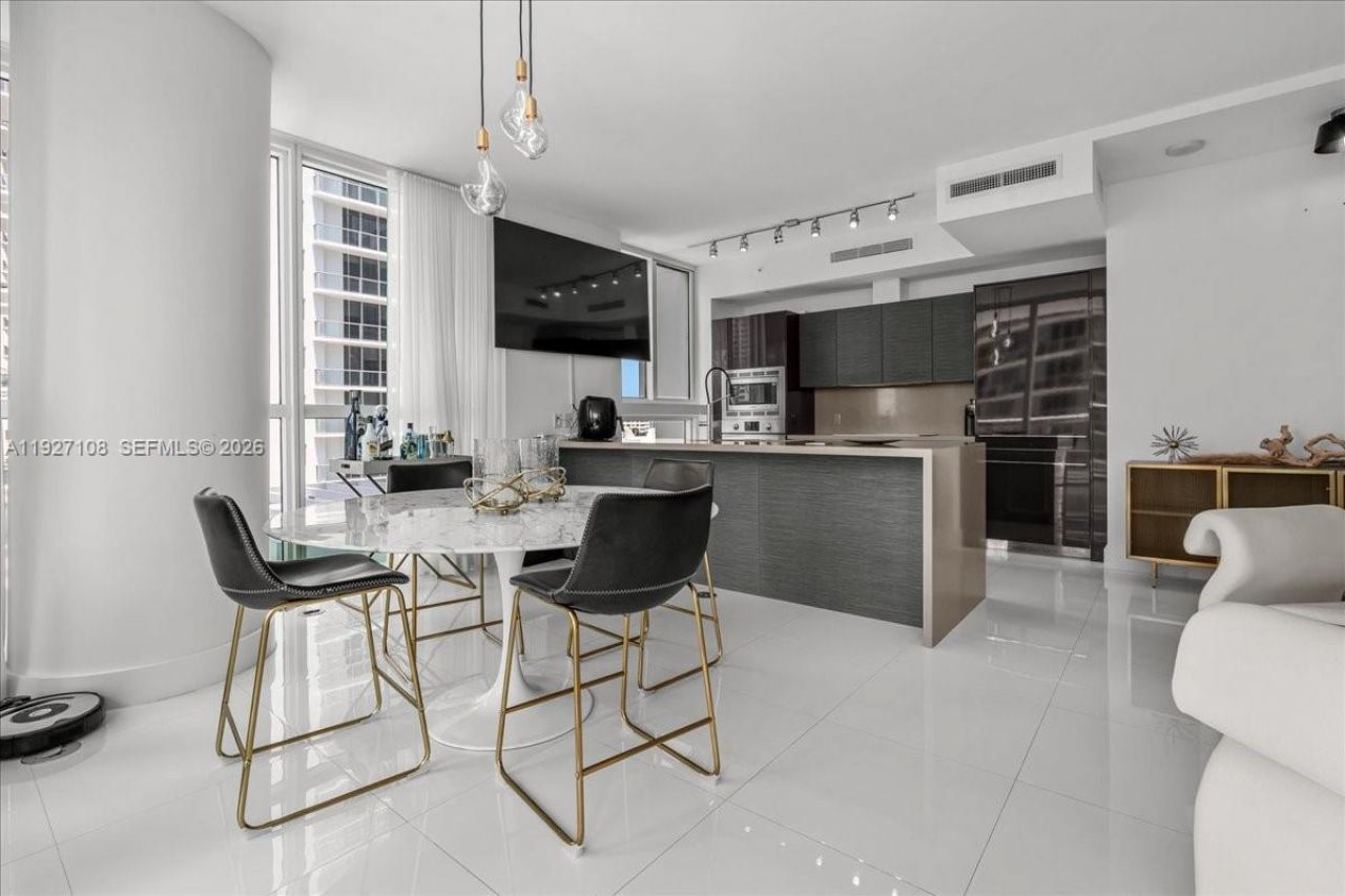1080 Brickell Ave, Unit 1509, Miami, FL 33131 Photo