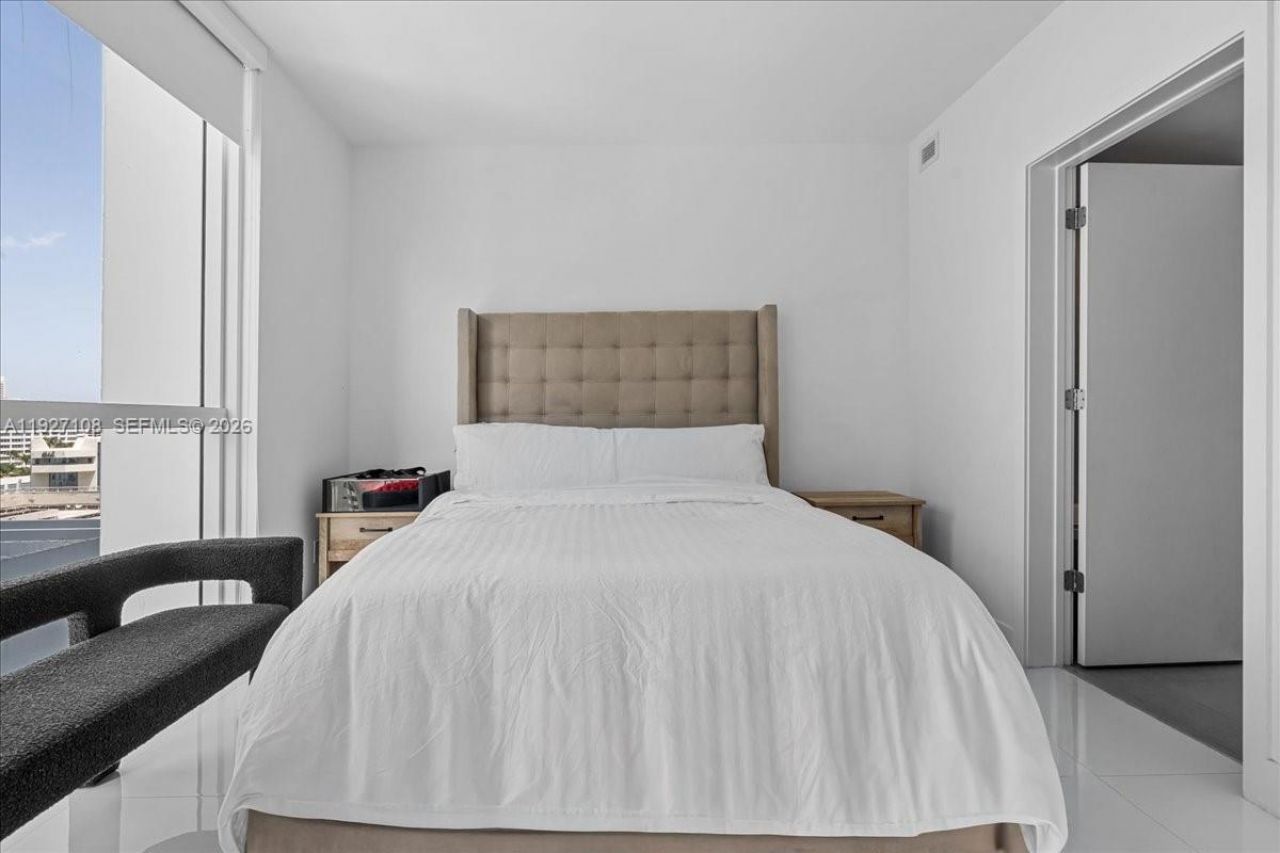 1080 Brickell Ave, Unit 1509, Miami, FL 33131 Photo