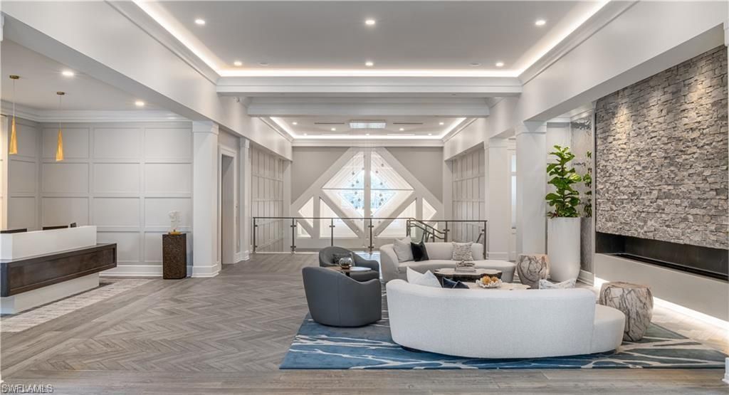 11220 Five Oaks Ln, Naples, FL 34120 Photo