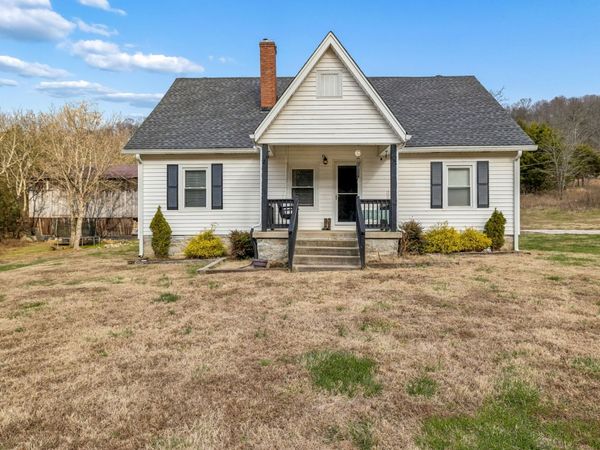 147 Sloan Branch Rd, Pleasant Shade, TN 37145