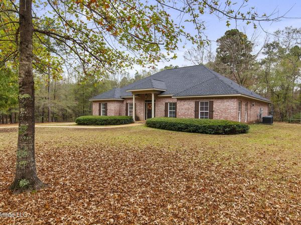 113 Allenwood Drive, Canton, MS 39046