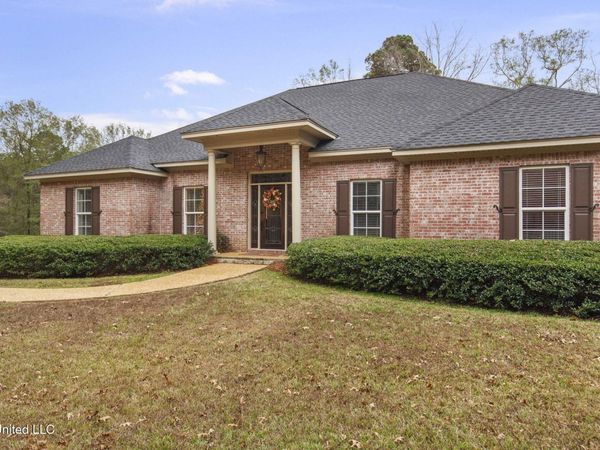 113 Allenwood Drive, Canton, MS 39046