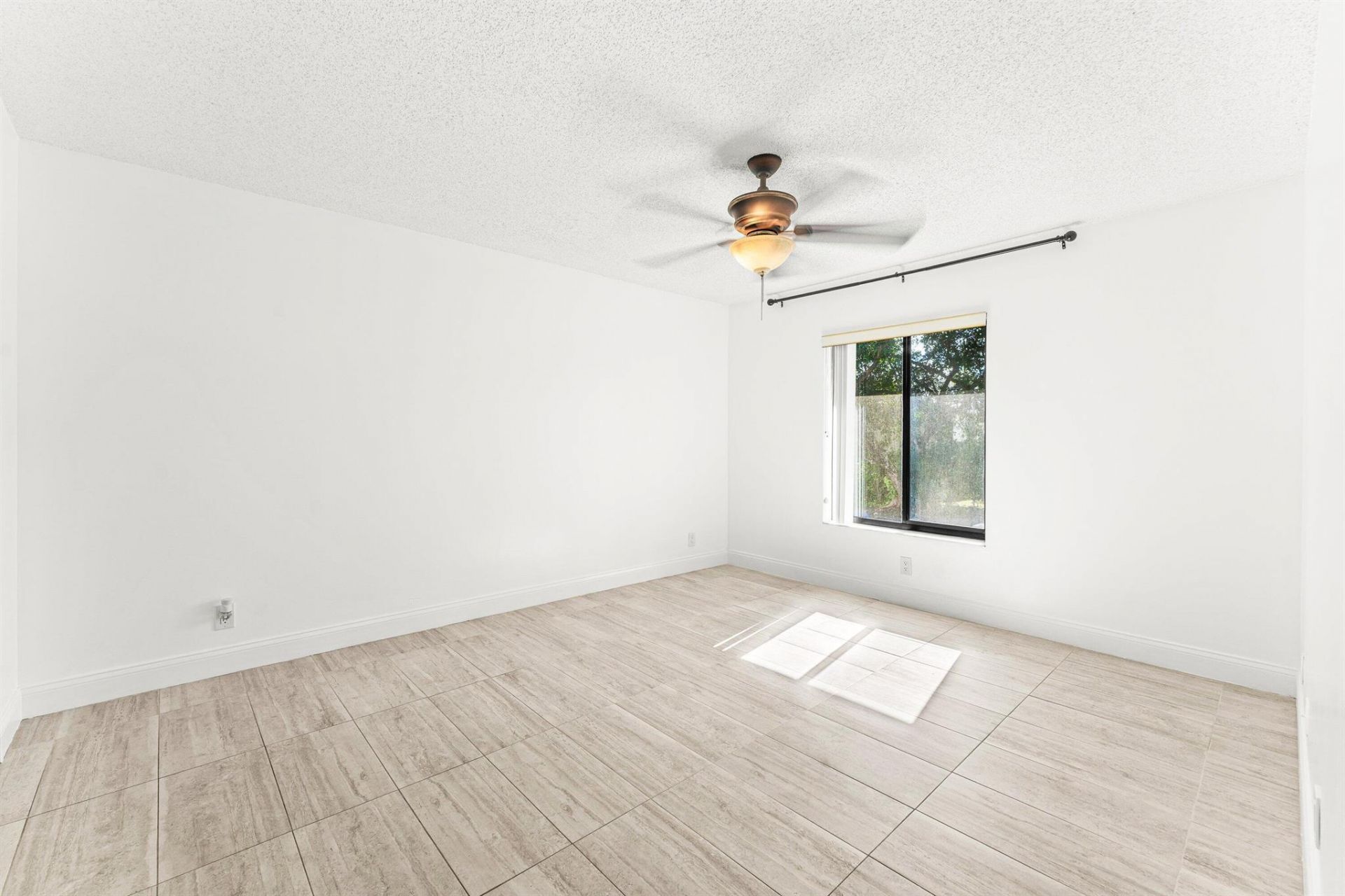 1117 Green Pine Boulevard, Unit D2, West Palm Beach, FL 33409 Photo
