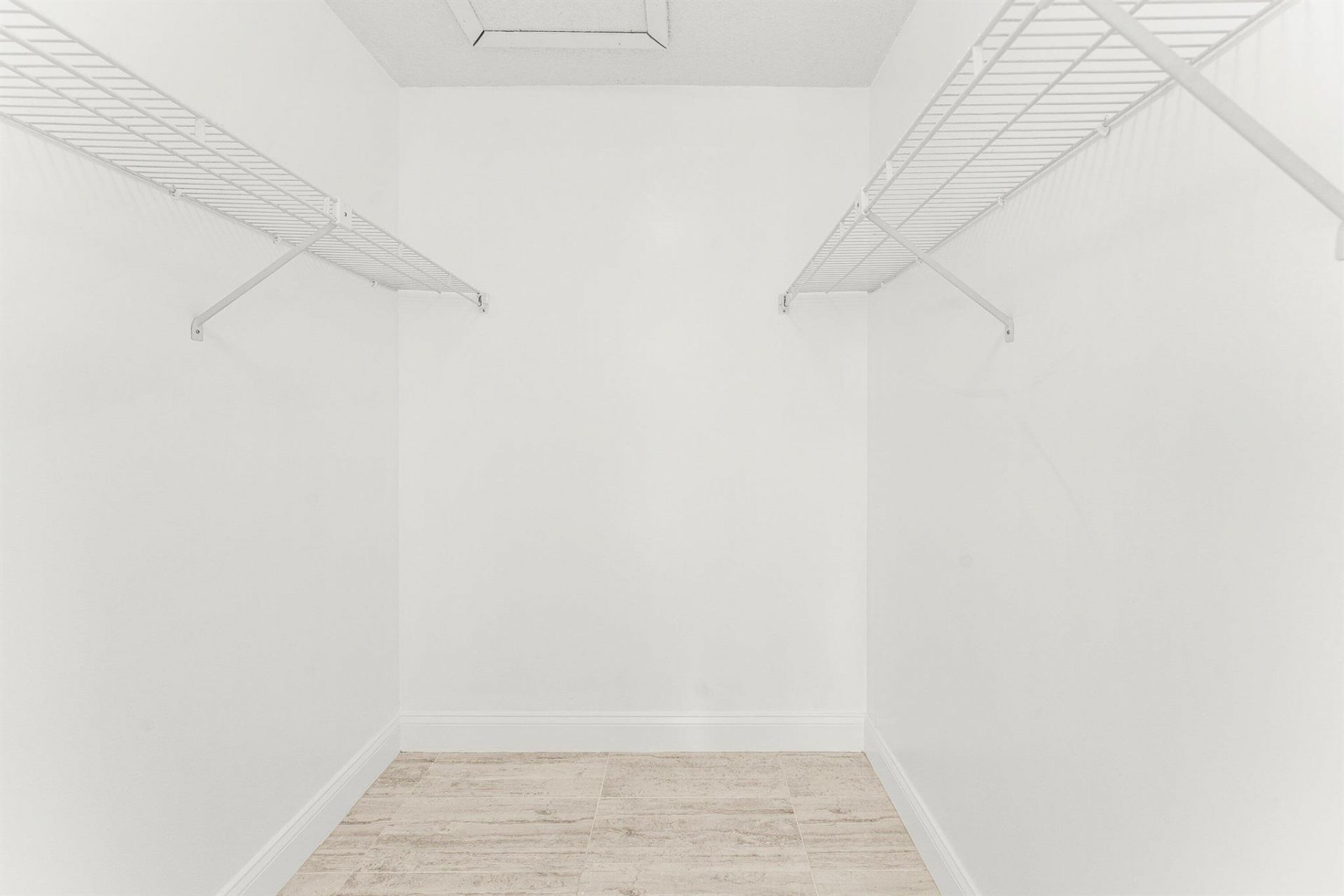 1117 Green Pine Boulevard, Unit D2, West Palm Beach, FL 33409 Photo