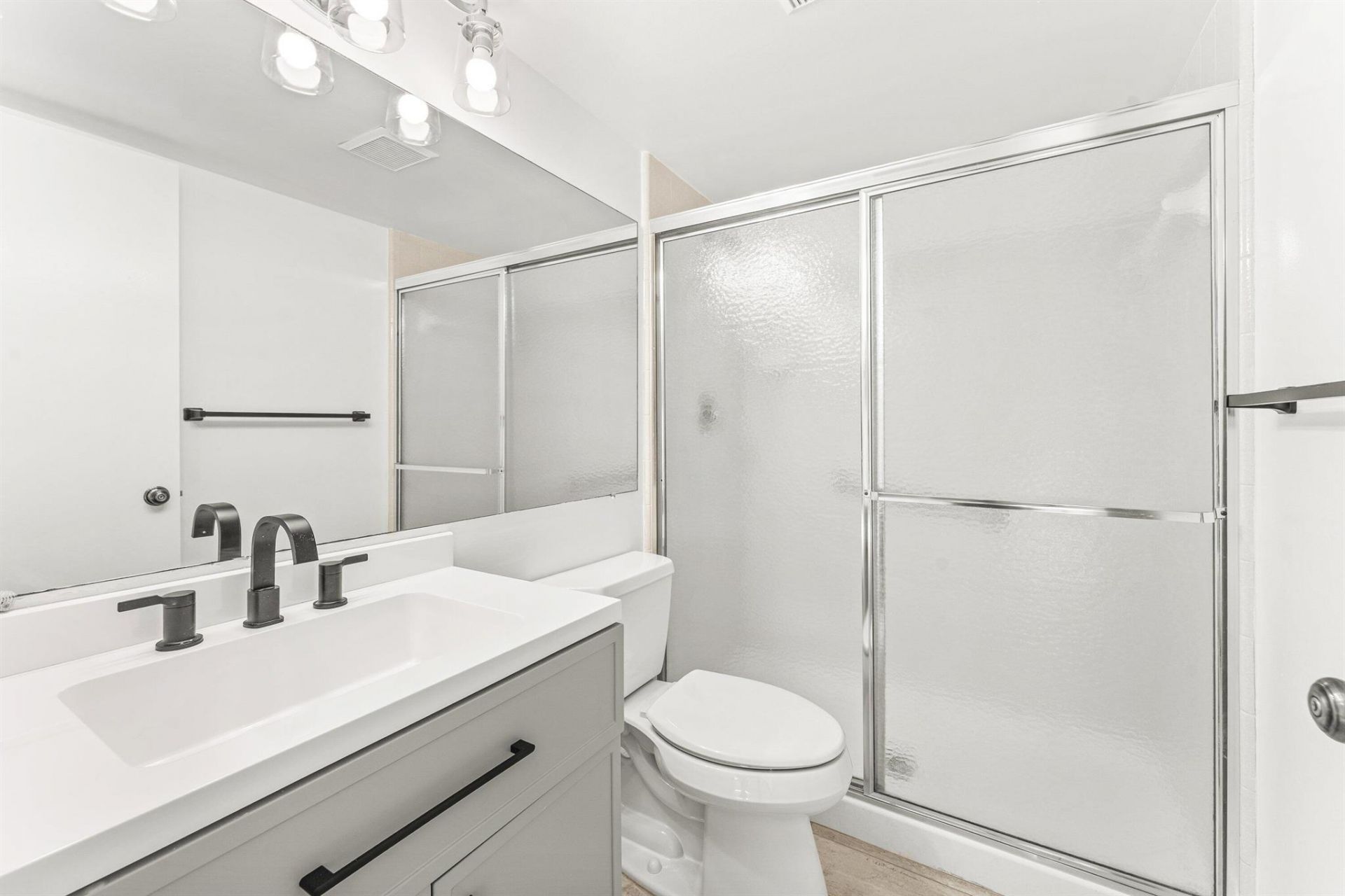 1117 Green Pine Boulevard, Unit D2, West Palm Beach, FL 33409 Photo