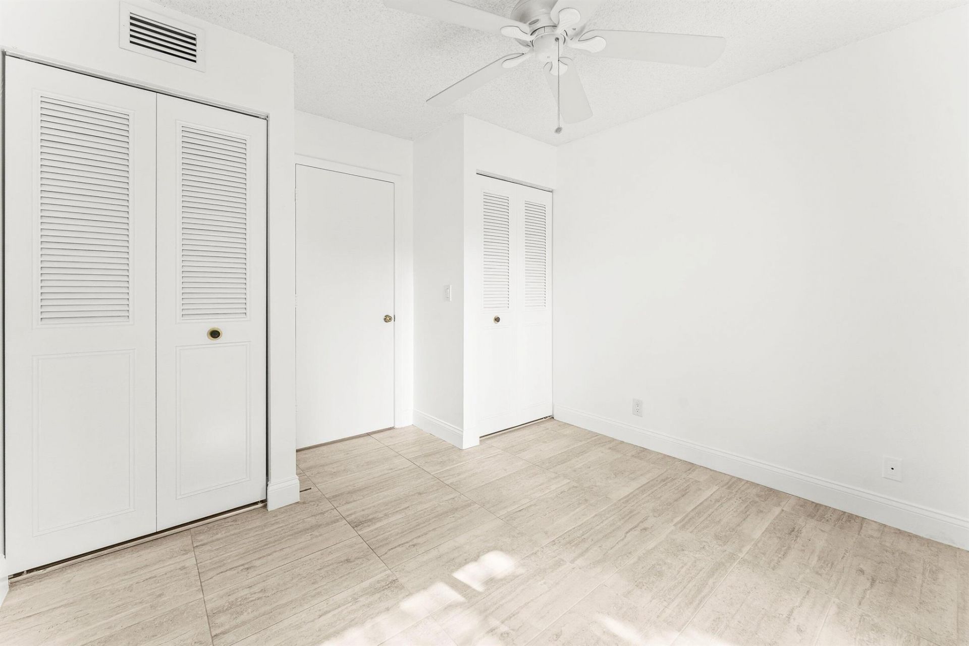 1117 Green Pine Boulevard, Unit D2, West Palm Beach, FL 33409 Photo