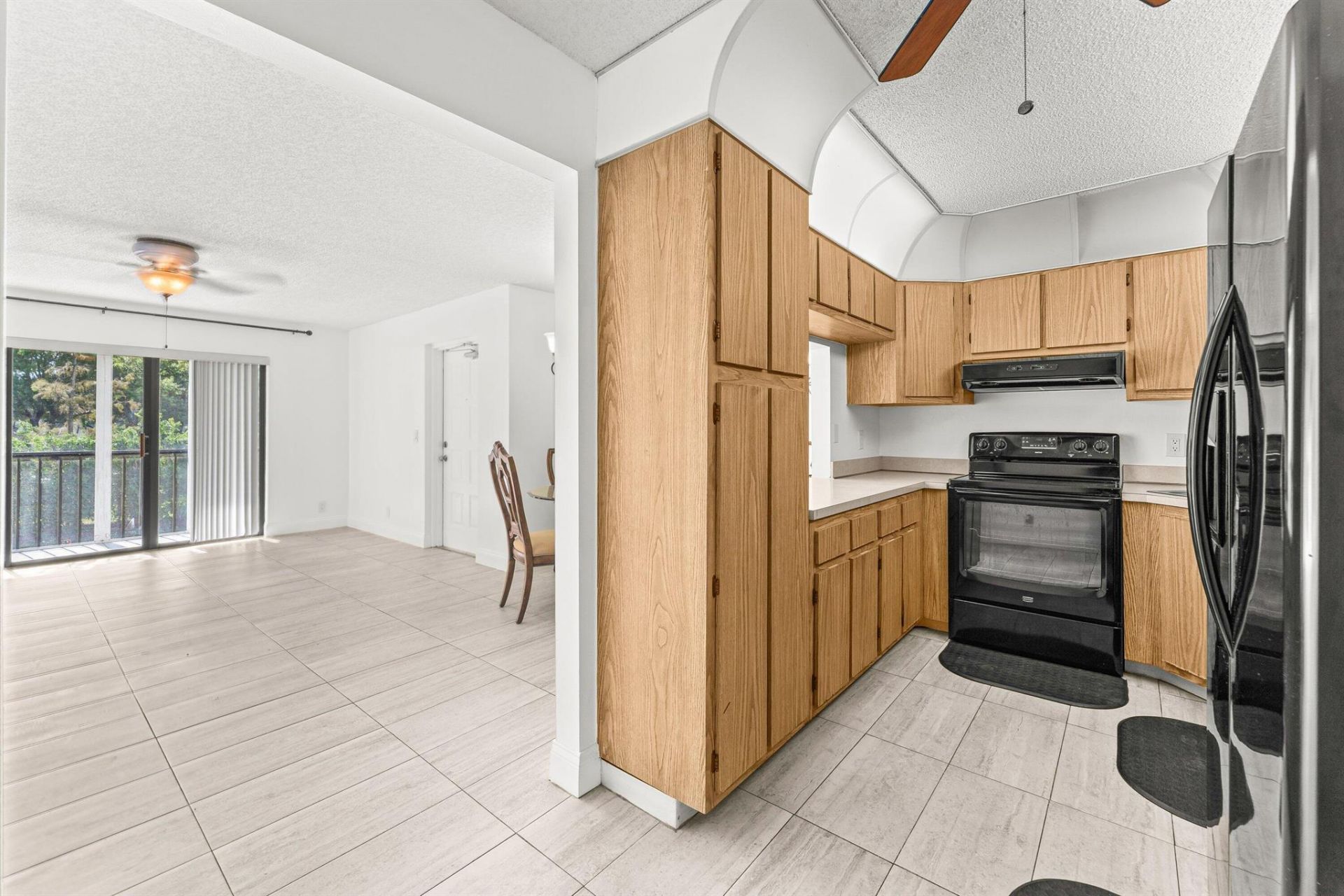 1117 Green Pine Boulevard, Unit D2, West Palm Beach, FL 33409 Photo