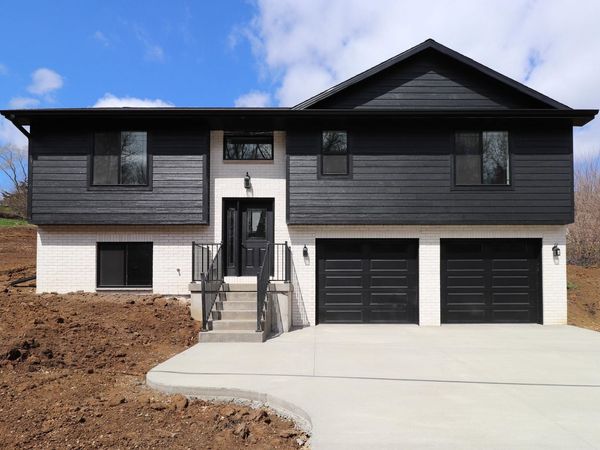 227 Olympic Heights Road, Dubuque, IA 52001