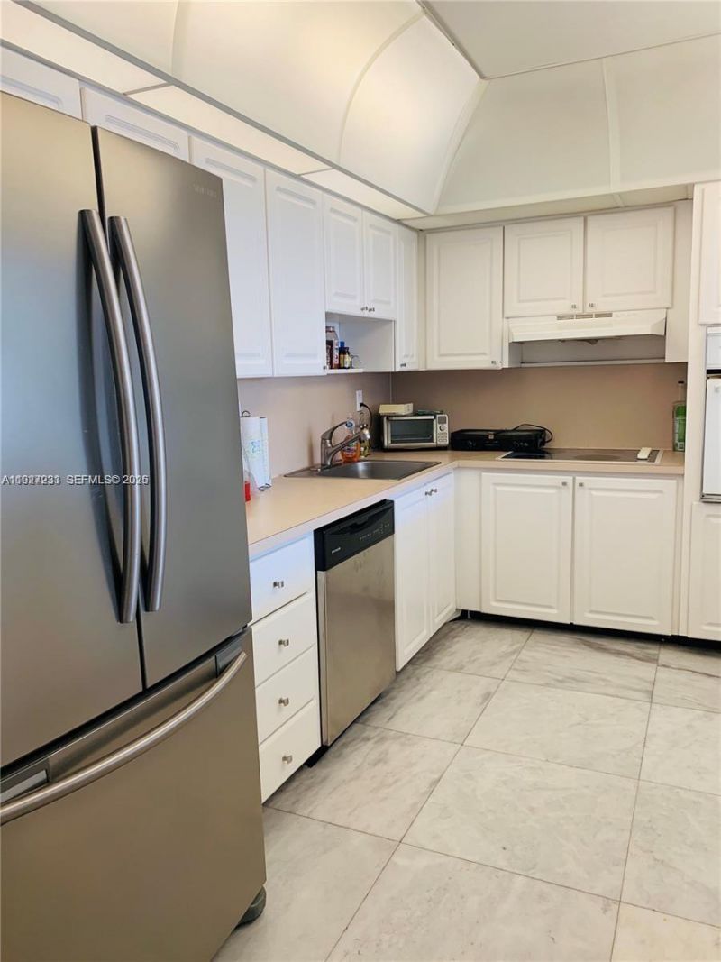 19380 Collins Ave, Unit 1423, Sunny Isles Beach, FL 33160 Photo