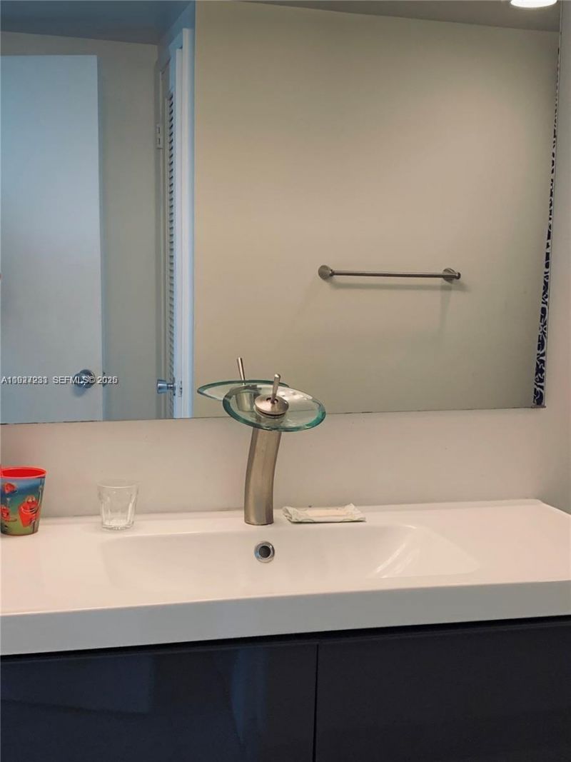 19380 Collins Ave, Unit 1423, Sunny Isles Beach, FL 33160 Photo