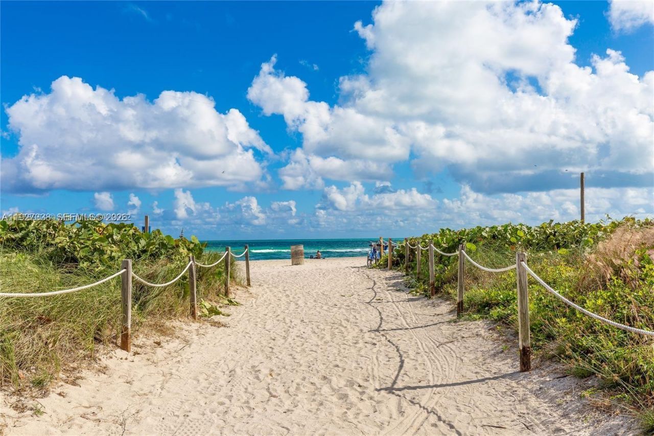 401 69th St, Unit 613, Miami Beach, FL 33141 Photo