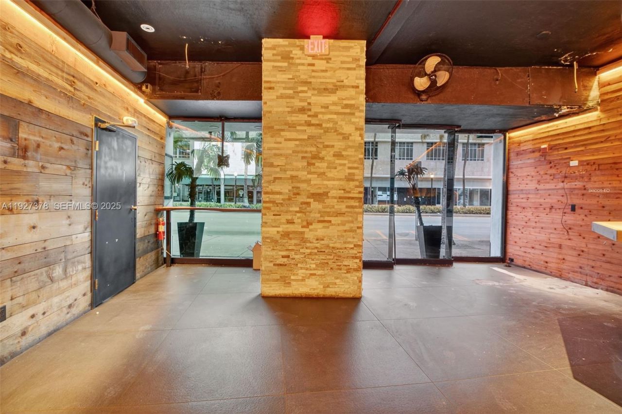 1216 Washington Ave, Miami Beach, FL 33139 Photo