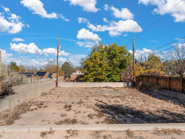 2935 San Rafael Avenue SE, Albuquerque, NM 87106