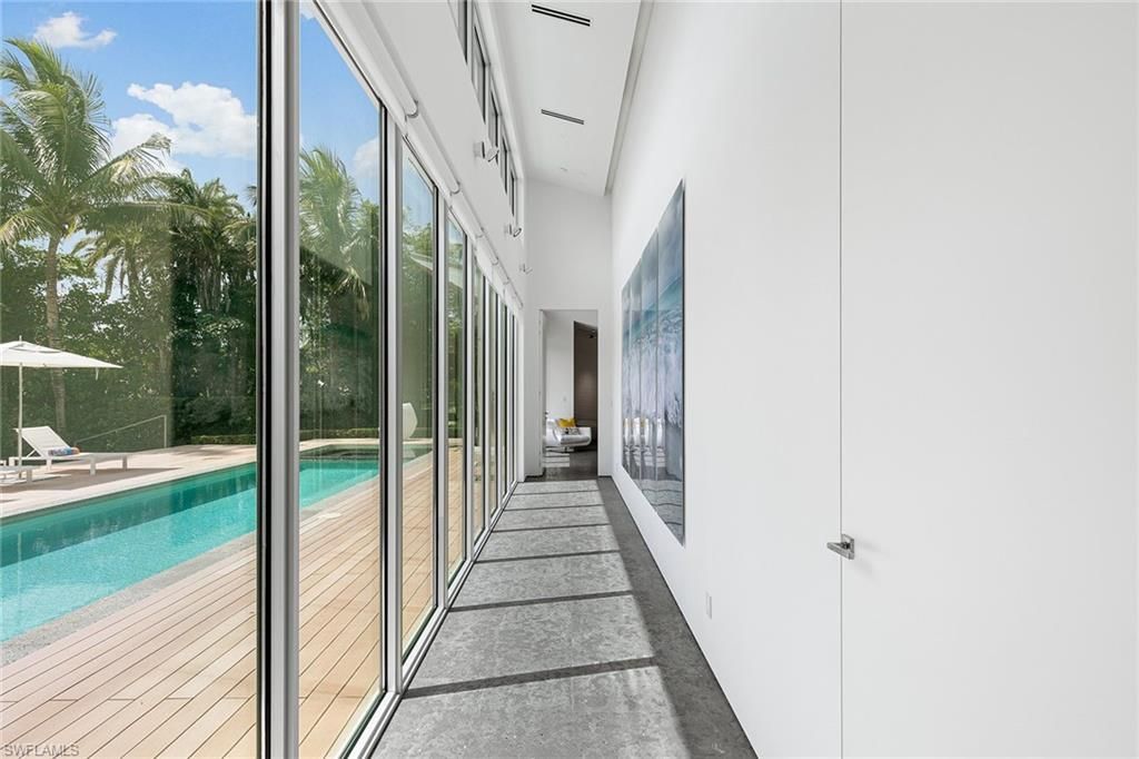 2211 South Winds Dr, Naples, FL 34102 Photo