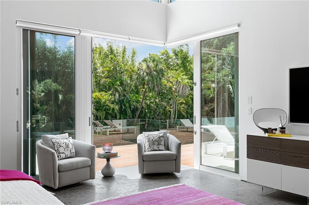 2211 South Winds Dr, Naples, FL 34102 Photo