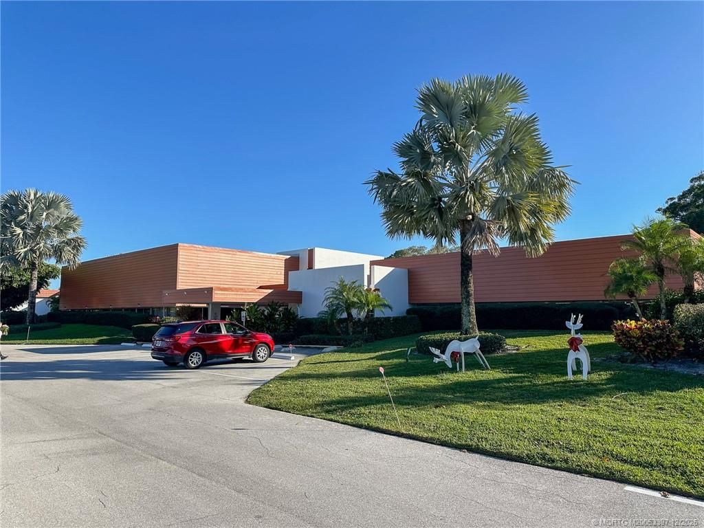 2600 SE Ocean Boulevard, Unit II1, Stuart, FL 34996 Photo