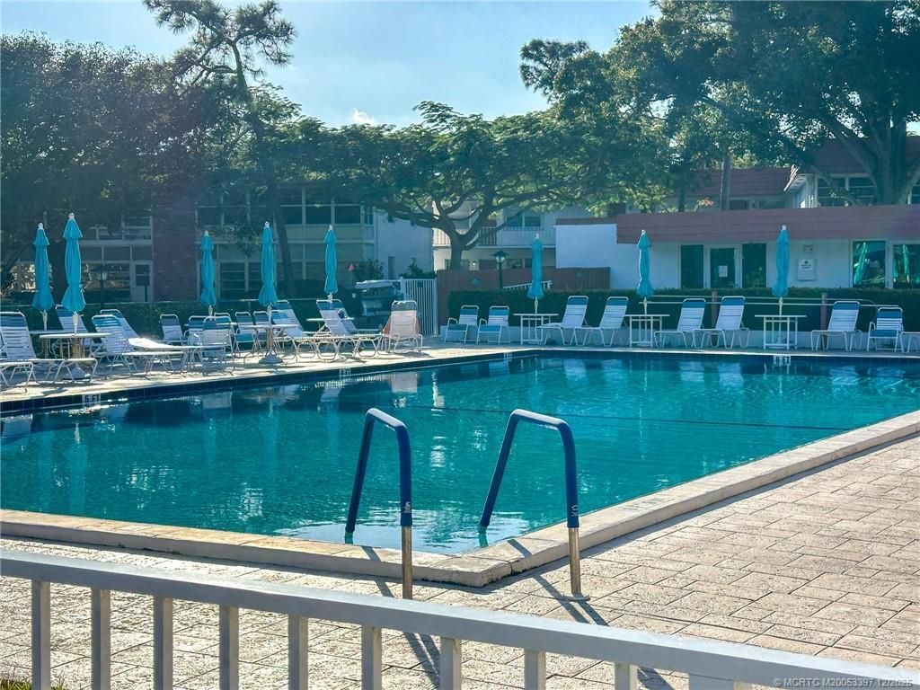 2600 SE Ocean Boulevard, Unit II1, Stuart, FL 34996 Photo