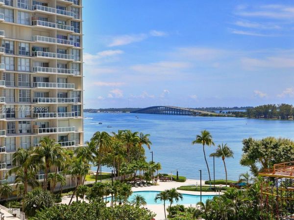 145 SE 25th Rd, Unit 702, Miami, FL 33129