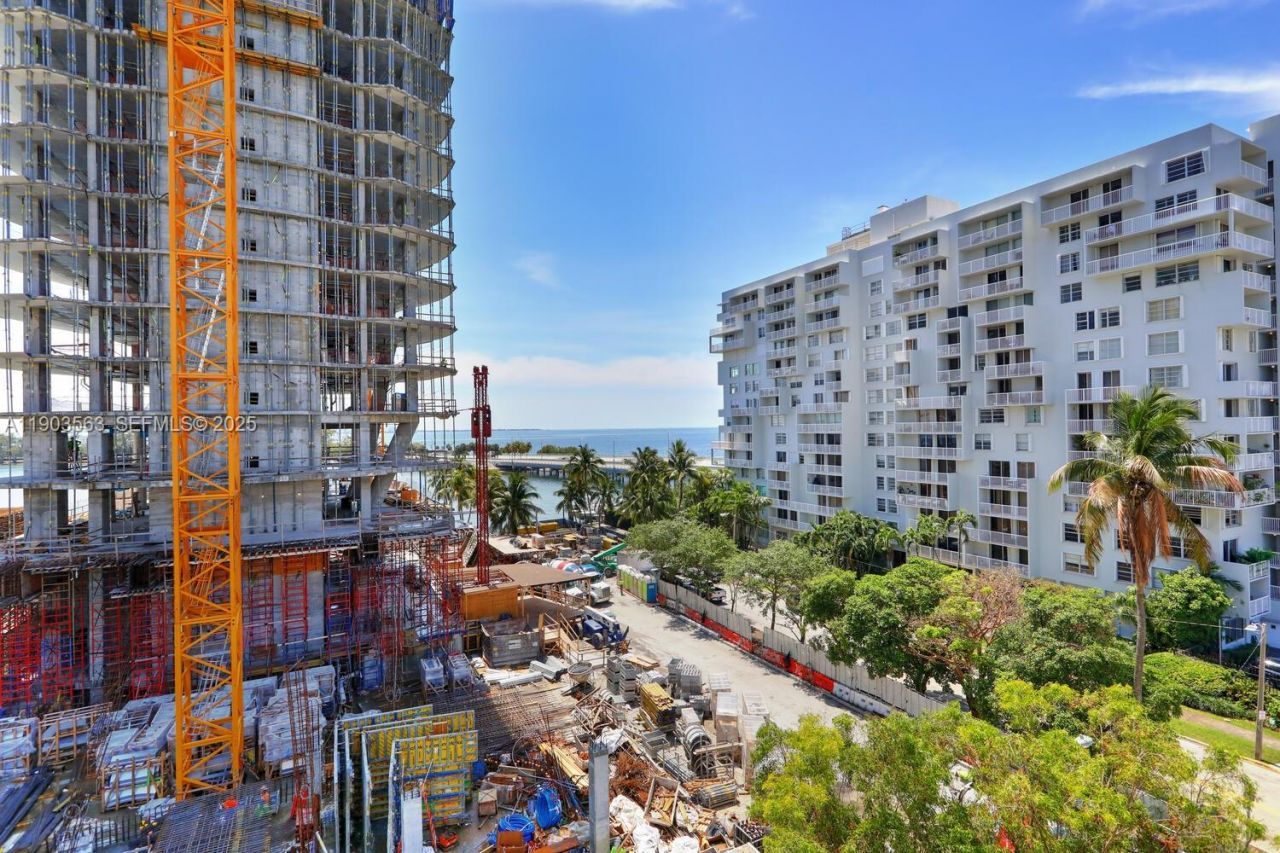 145 SE 25th Rd, Unit 702, Miami, FL 33129 Photo