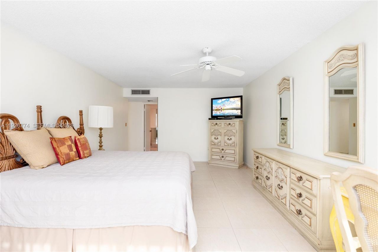 2751 S Ocean Dr, Unit 208S, Hollywood, FL 33019 Photo