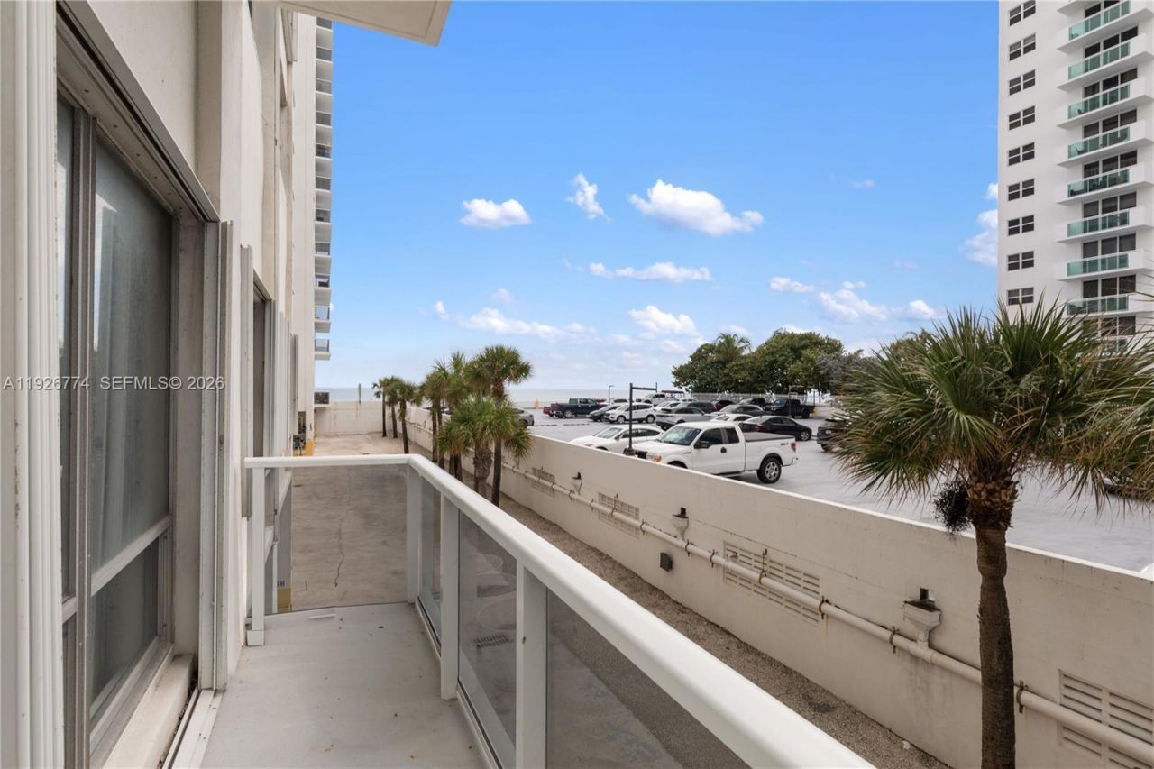 2751 S Ocean Dr, Unit 208S, Hollywood, FL 33019 Photo