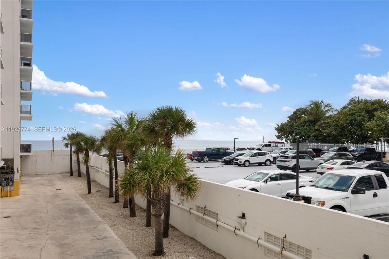 2751 S Ocean Dr, Unit 208S, Hollywood, FL 33019 Photo